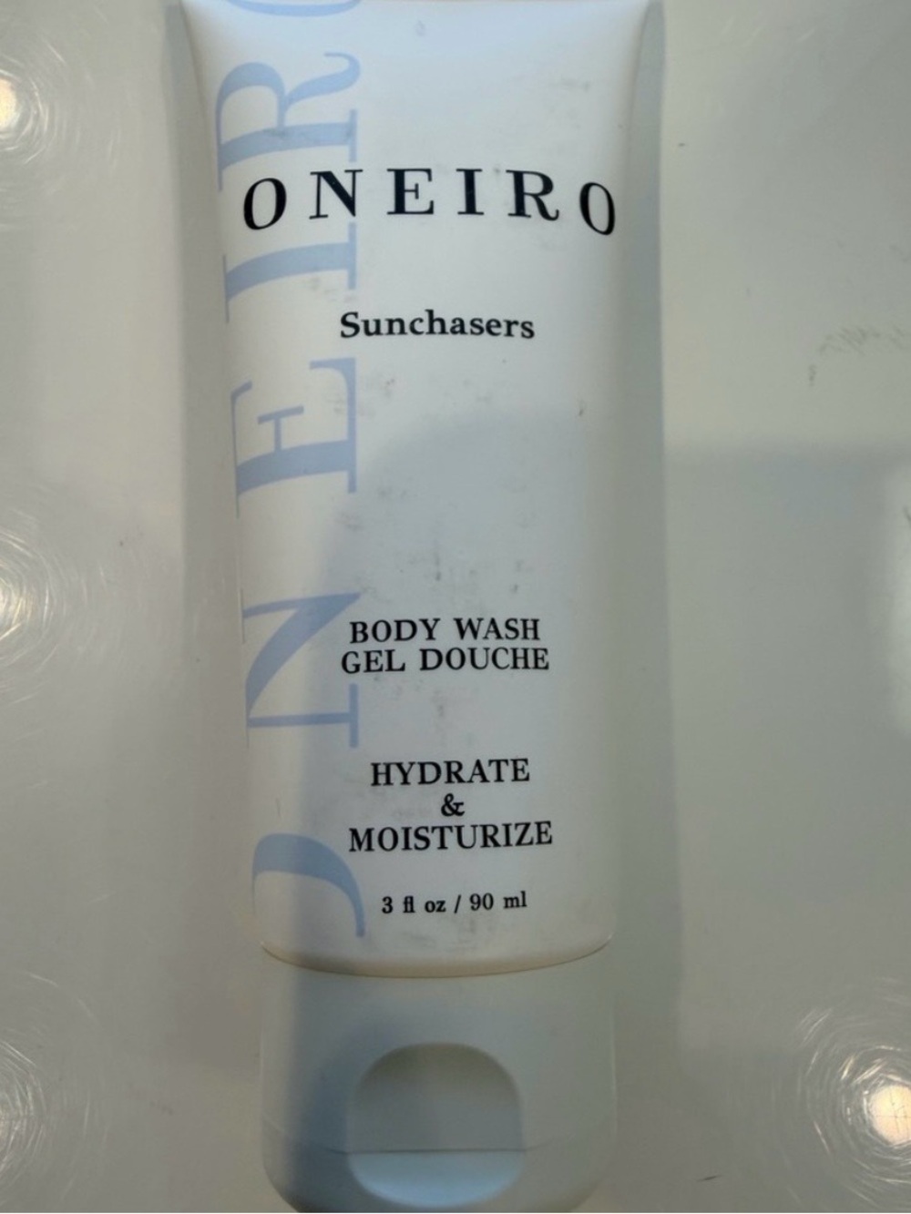 ONEIRO Travel Moisturizer Set — Cream & White Hydration Kit - Picture 3 of 8